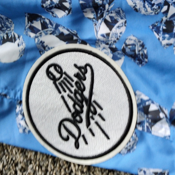 Pro Standard Men's Los Angeles Dodgers Diamond Shorts - Picture 4 of 8